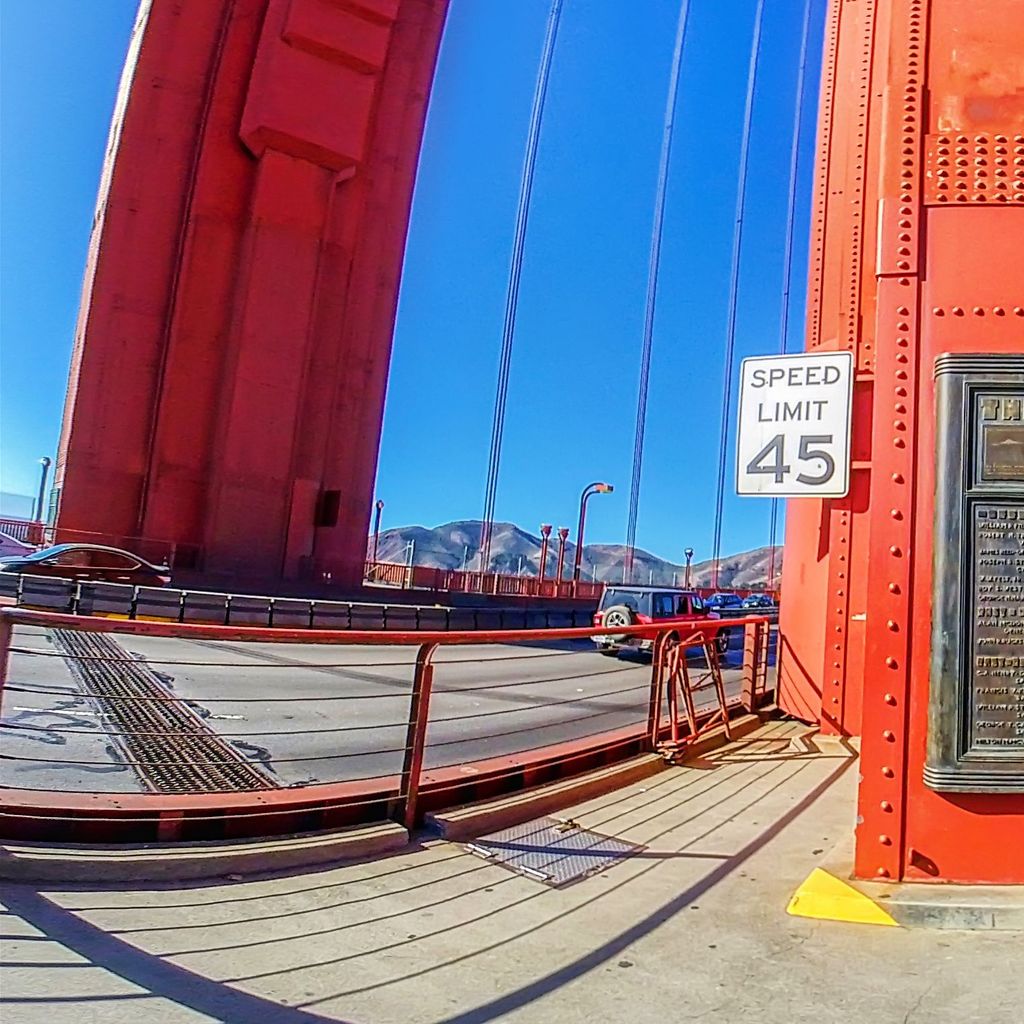 Golden Gate Bridge - Plaque
