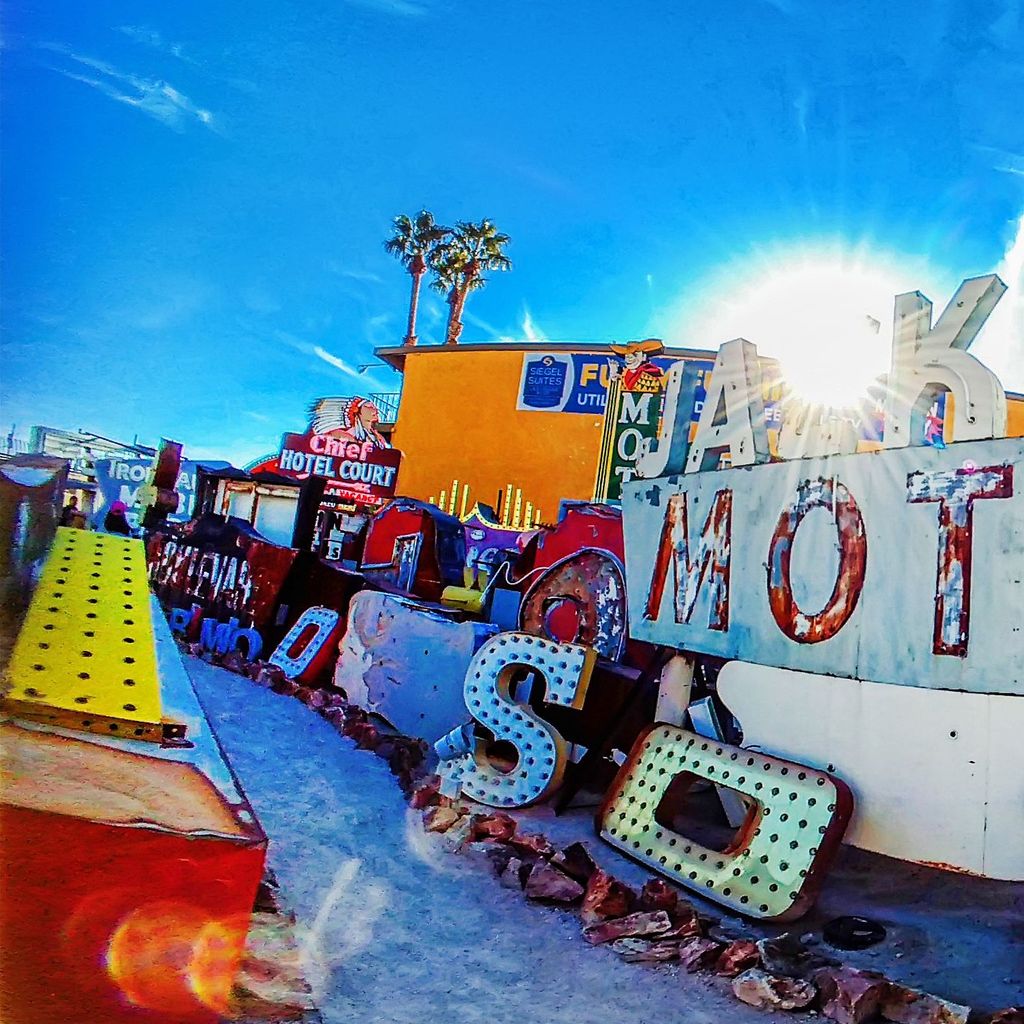 Neon Museum - 7