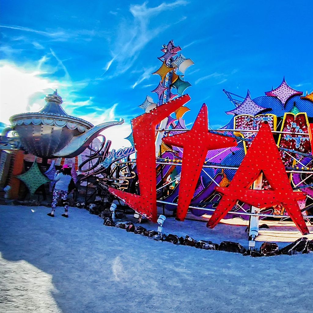 Neon Museum - 11