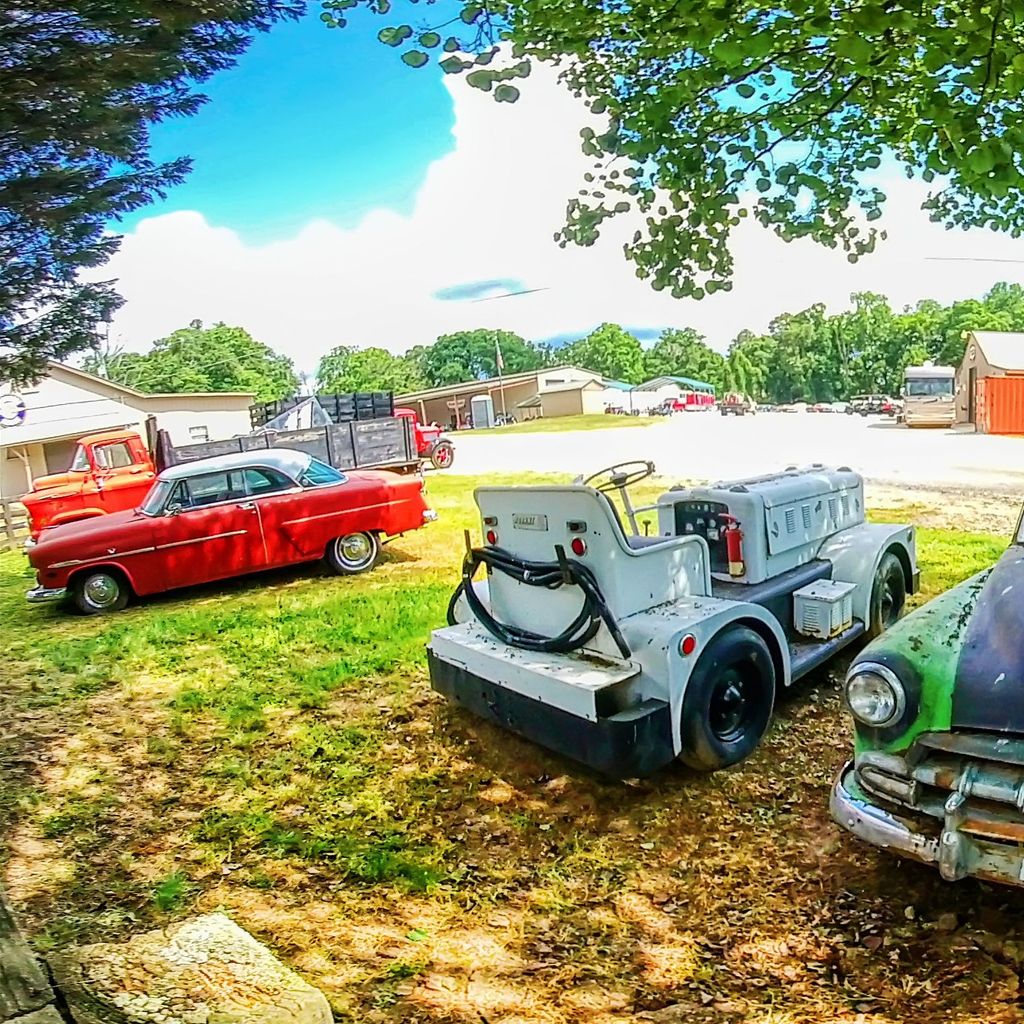 Chevrolet & Airport Tug
