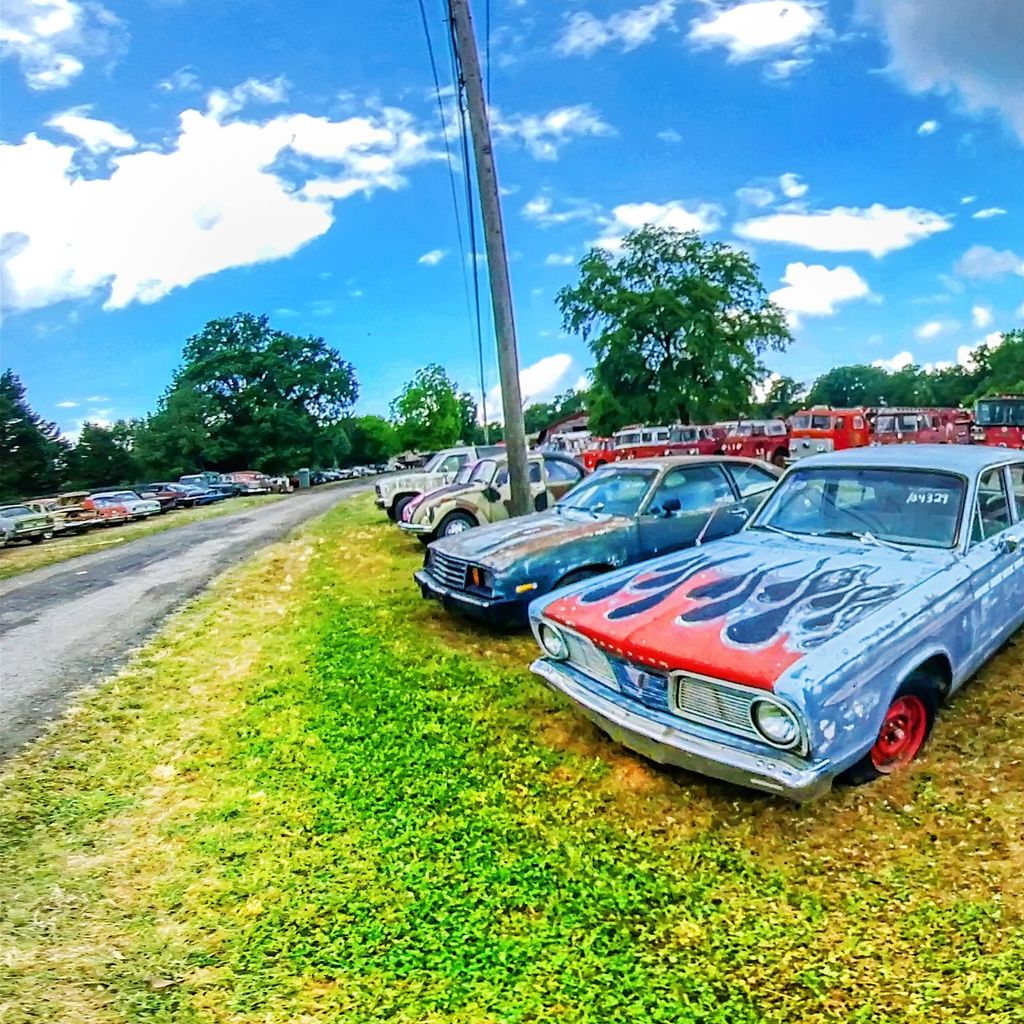 Plymouth Valiant 200