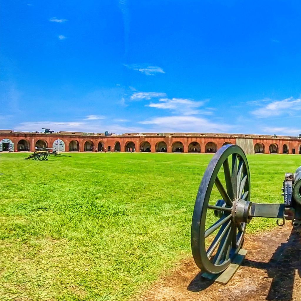 Fort Pilaski - Middle