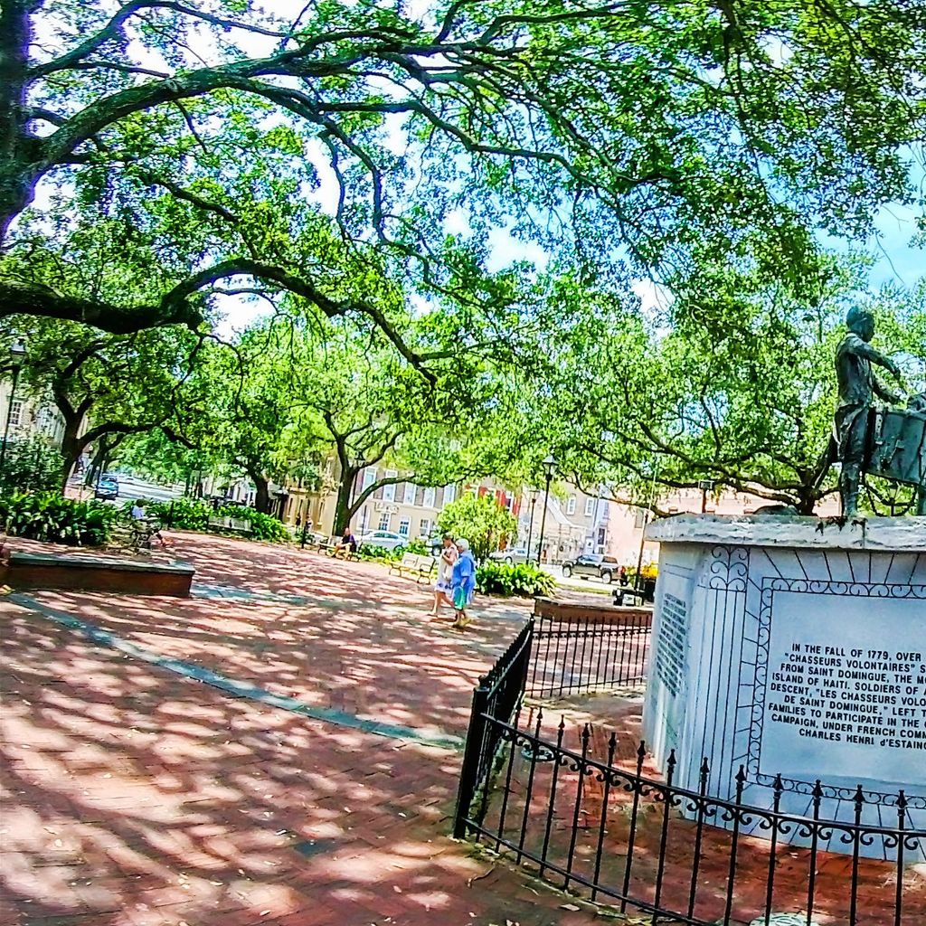 Haitian Monument 1