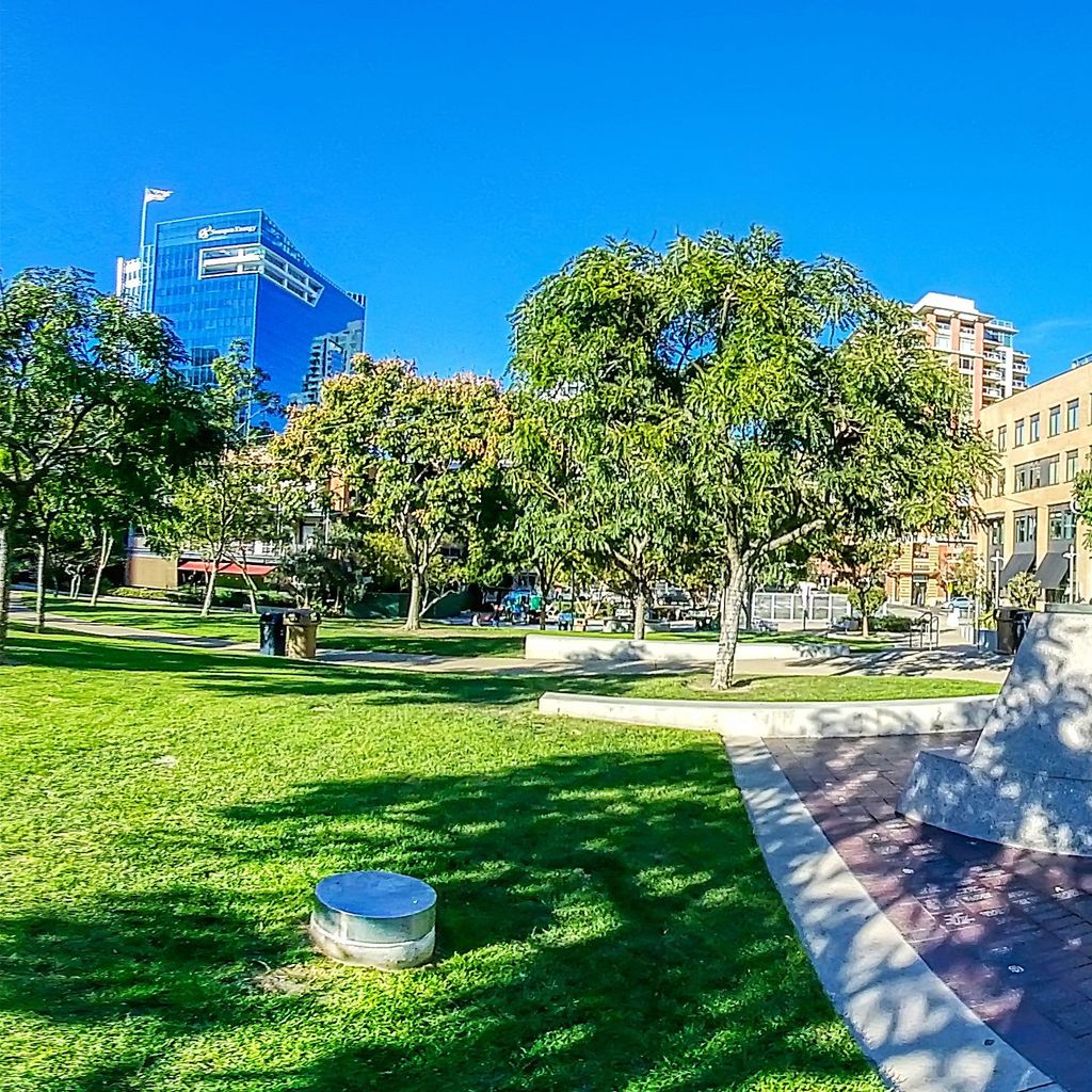 Petco Park - Tony Gwynn Statue