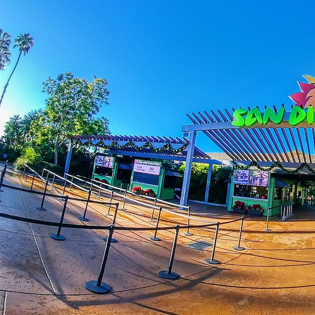 Zoo - Entrance