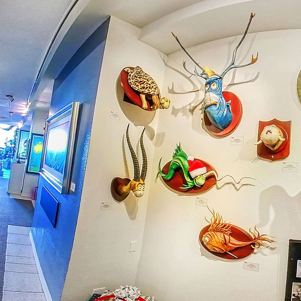 Legends Gallery - The Art of Dr. Seuss