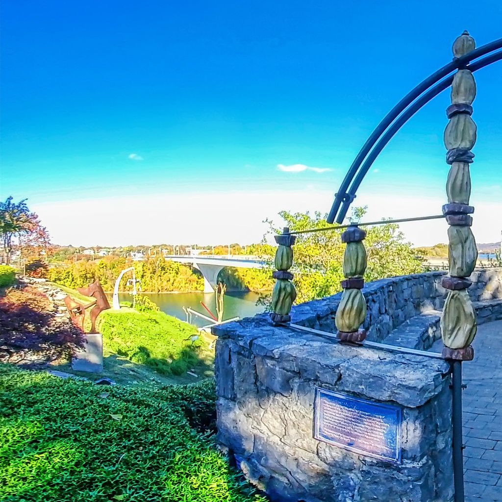 Sculpture Garden 8